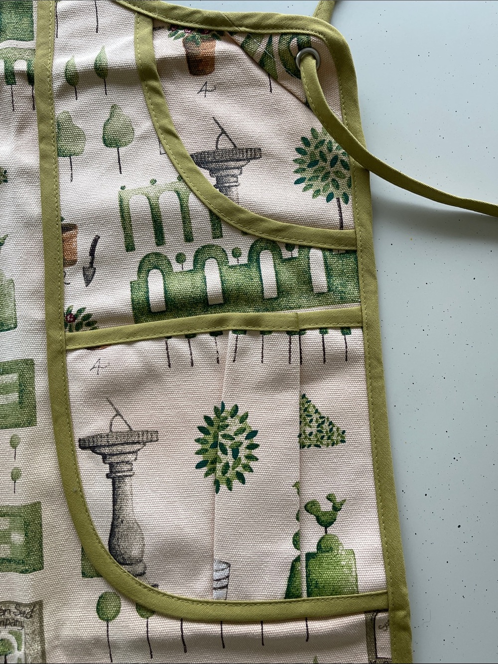 Ulster Weavers Canvas Ornamental Garden Apron - Picture 12 of 12